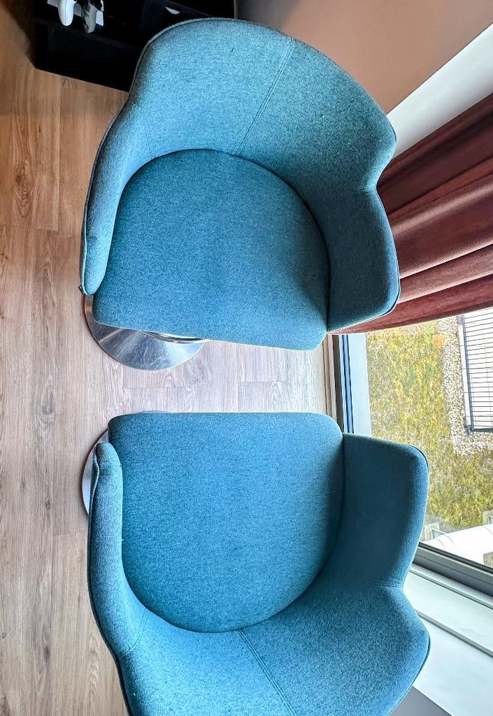2x IKEA BERNHARD Bar Stools - Teal Leather & Chrome, Ophalen, 60 tot 90 cm, Met voetsteun, Zo goed als nieuw