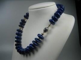 Antieke Lapis-Lazuli collier met gouden tussen stukken, Verzenden, Goud, Ketting, Met edelsteen