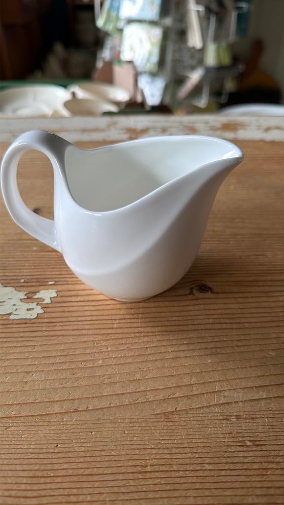Wedgwood SOLAR Melkkannetje, Overige typen, Ophalen of Verzenden, Zo goed als nieuw, Wedgwood