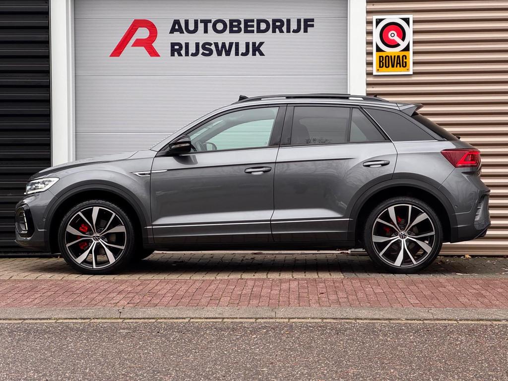 Volkswagen T-Roc 1.5 TSI R-Line Pano/IQ.Light/Keyless/Camera, Auto's, Volkswagen, 12 maanden, 1258 kg, 4 cilinders, Alcantara