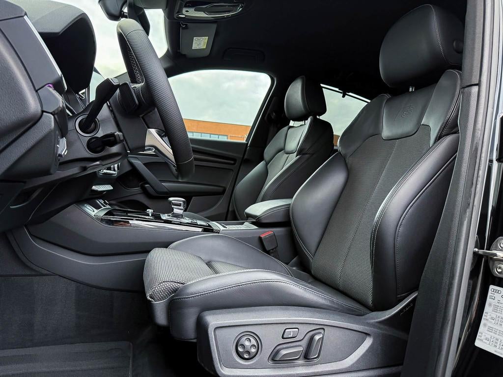 Audi Q5 Sportback 55TFSI e 367pk Quattro Competition S Editi, Automaat, Lichtsensor, Gebruikt, Zwart