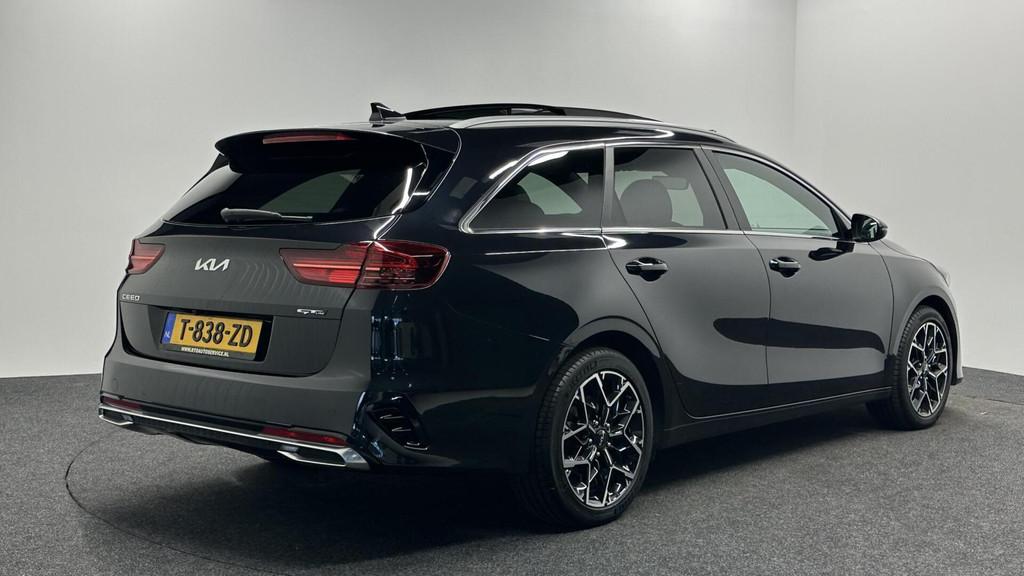 Kia Ceed Sportswagon 1.5 T-GDi GT-Line PANO CARPLAY NAVI ADA, Gebruikt, 4 cilinders, Met garantie (alle), Zwart