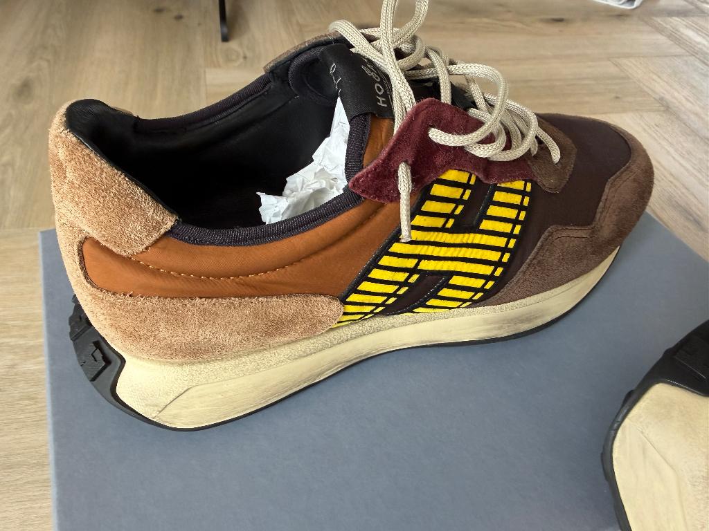 Sneakers Hogan maat 42 1/2, Kleding | Heren, Schoenen, Ophalen of Verzenden, Zo goed als nieuw, Overige kleuren