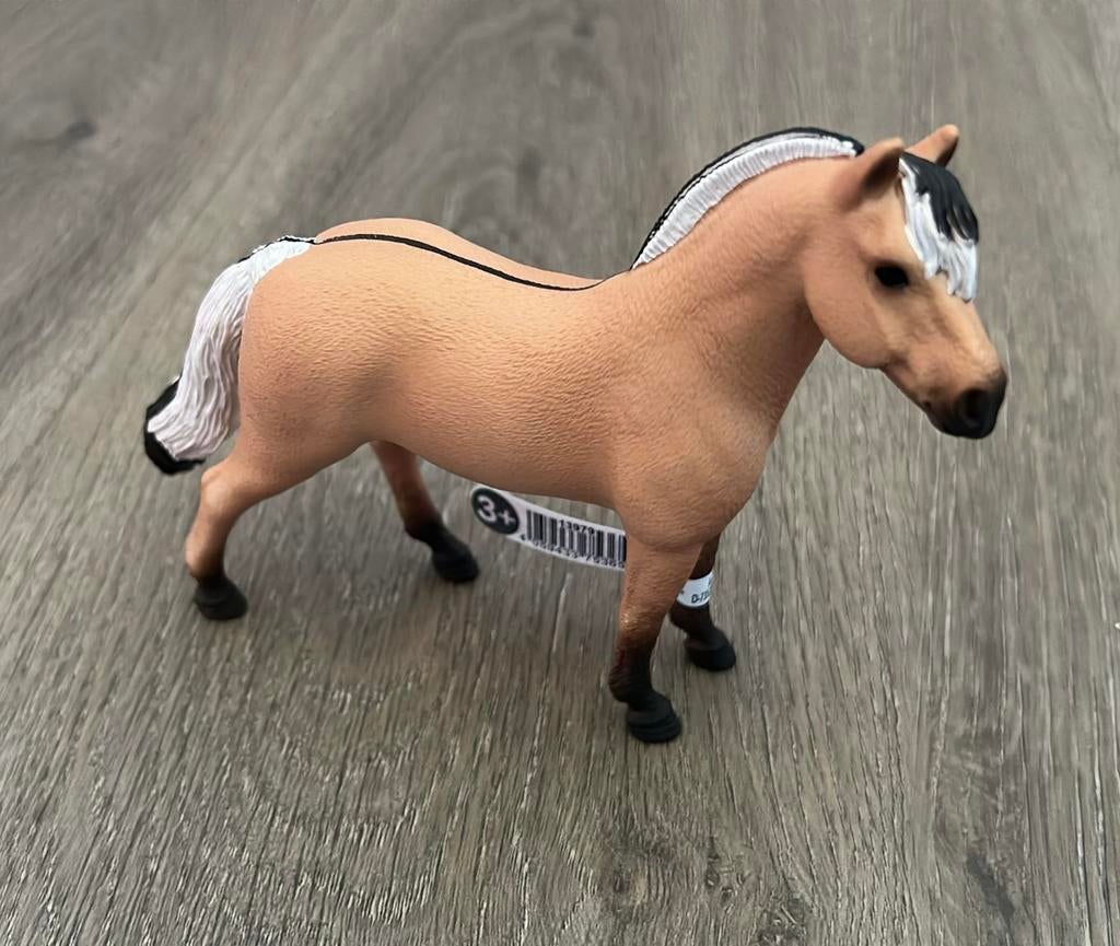 schleich HORSE CLUB - Fjord ruin - 13979 zgan, Ophalen of Verzenden, Zo goed als nieuw, Jongen of Meisje
