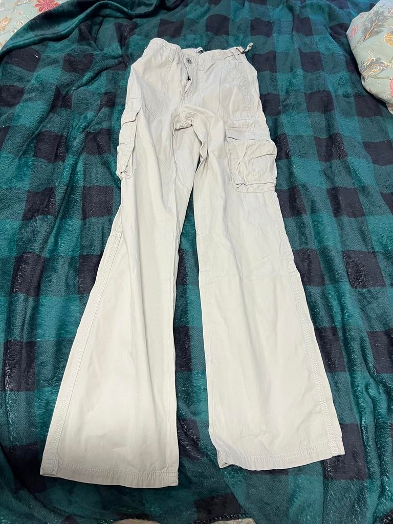 Witte Bershka Baggy Broek met Extra Zakken - Maat 32, Ophalen of Verzenden, Gedragen, Maat 34 (XS) of kleiner, Wit