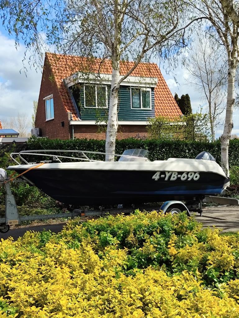 BELLA 490 R / 25 PK - 4 TAKT met TRAILER, Watersport en Boten, Ophalen, 10 tot 30 pk, 3 tot 6 meter, Buitenboordmotor