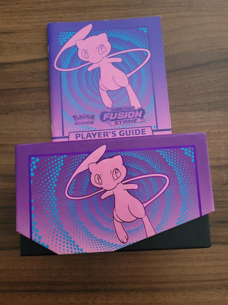 Pokemond sword& shield fusion strike box, Ophalen of Verzenden, Nieuw, Meerdere kaarten