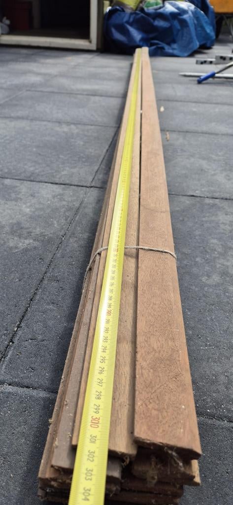 Hardhouten plinten., Doe-het-zelf en Verbouw, Hout en Planken, Ophalen, Minder dan 25 mm, Plank, Minder dan 200 cm