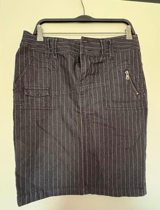 Gratis rok van Esprit, maat 40-42, Maat 38/40 (M), Zwart, Ophalen of Verzenden, Zo goed als nieuw