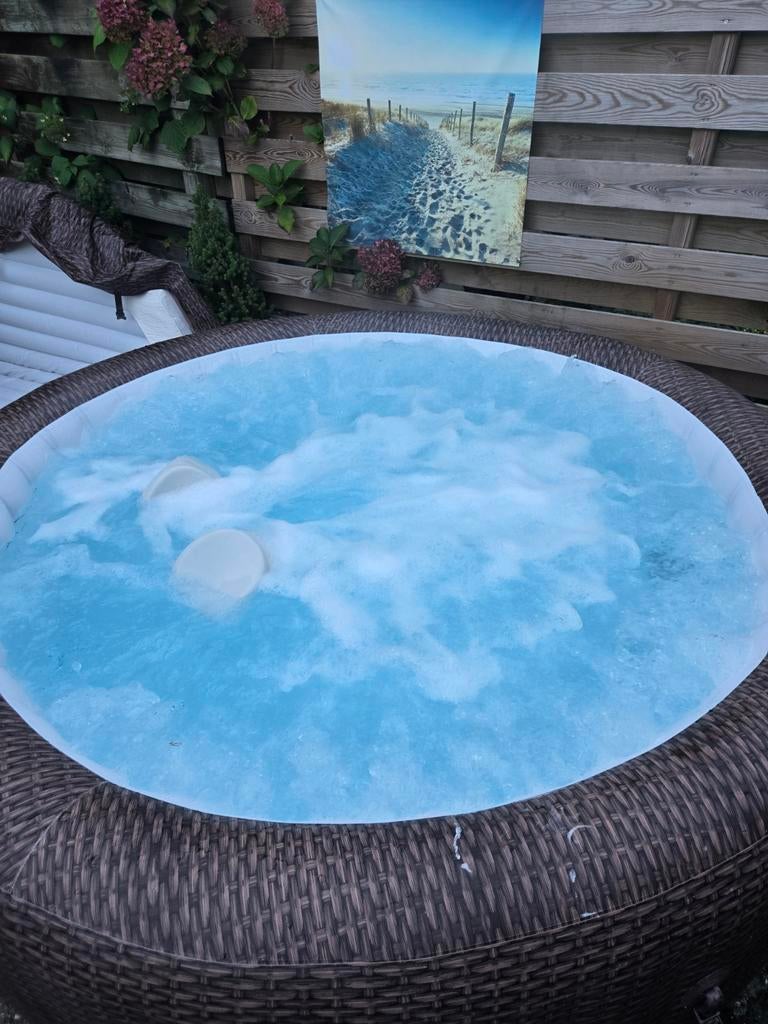 Jacuzzi, 6 persoons. Lay-Z spa St. Moritz, Ophalen