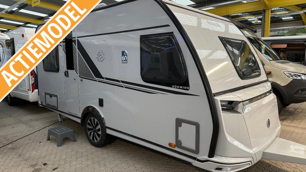 Knaus Sudwind 60 Years 450 FU FRANS BED VLOERVERWARMING, Rondzit, Schokbreker, Bedrijf, Overige typen