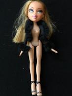 Bratz Fashion Show Cloe, Ophalen of Verzenden, Gebruikt, Fashion Doll