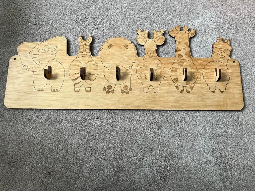 Houten kinderkapstok met dierenfiguren, Ophalen, Gebruikt, Minder dan 100 cm, Kinderkapstok