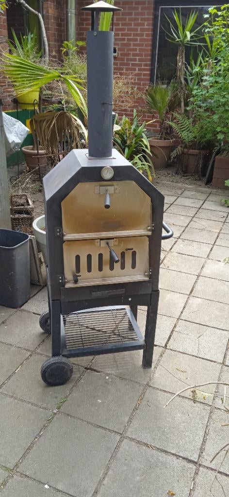 Pizza oven op houtskool/hout, Ophalen, Zo goed als nieuw