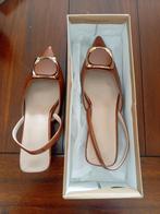 Kleine zomer hakjes/sandaal maat 37, Ophalen of Verzenden