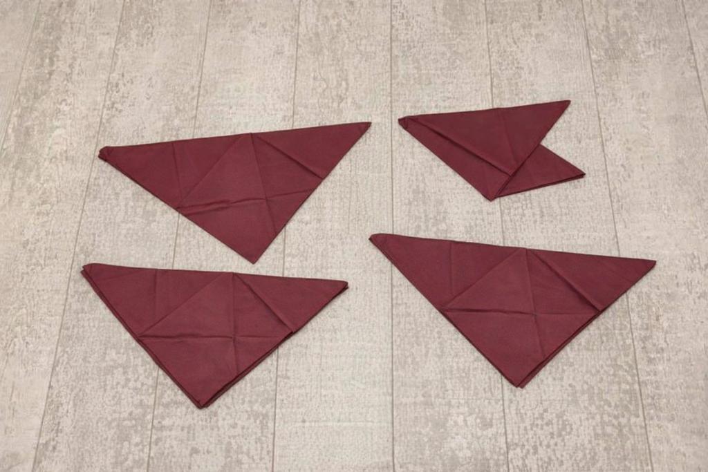 Bordeaux scouting das, Ophalen of Verzenden, Zo goed als nieuw, Kleding