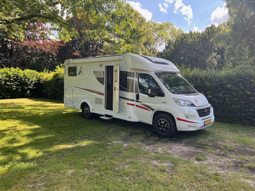 Sunlight T65 (1041173), Caravans en Kamperen, Standaard zit, Sunlight, Fiat, 7 tot 8 meter