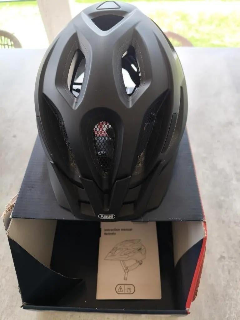 Fietshelm Abus Aduro 2.1 Maat 52-58, Fietsen en Brommers, Ophalen of Verzenden, Nieuw, Heer of Dame