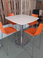 Leuke bartafel/ statafel, Ophalen, Zo goed als nieuw