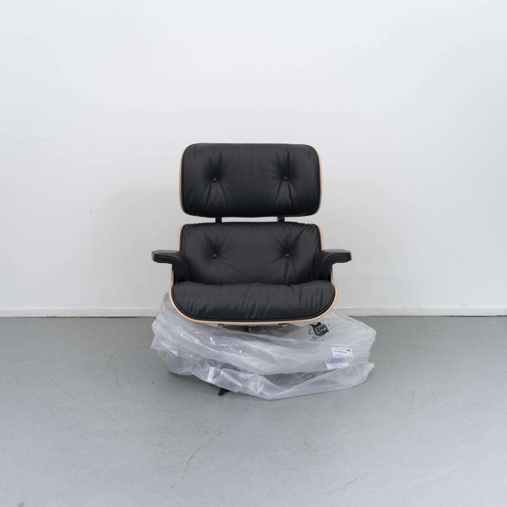 2x Vitra Eames Lounge Chair & Ottoman Palisander - Chroom, Huis en Inrichting, Fauteuils, Niet ingevuld, Niet ingevuld, Nieuw