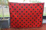 Vintage dralon deken/ sprei/ woondeken rood met groene stipp, Gebruikt, Tweepersoons, Ophalen of Verzenden, Deken of Dekbed