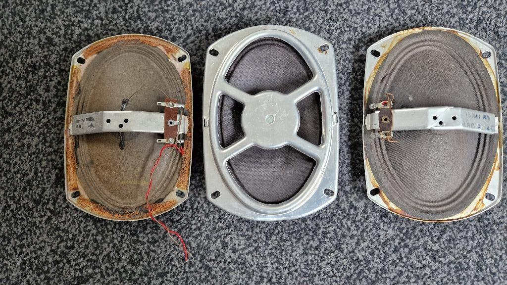 Platte PHILIPS speakertjes voor kofferplatenspeler, Antiek en Kunst, Antiek | Tv's en Audio, Ophalen of Verzenden