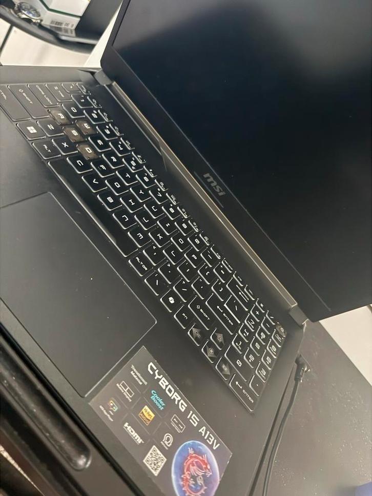 MSI Cyborg 15 A13V laptop, Computers en Software, Windows Laptops, Gebruikt, 15 inch, Qwerty, Met videokaart, Gaming, Ophalen