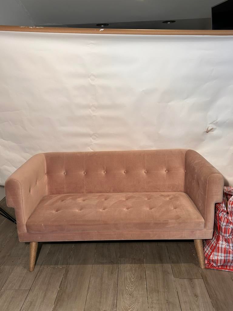 Mooie roze bank, Ophalen, Zo goed als nieuw, 75 tot 100 cm, Tweepersoons