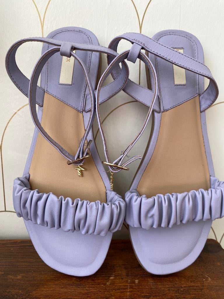 Leren zomer sandalen sandaaltjes 37 - vrijwel NIEUW, Ophalen of Verzenden, Zo goed als nieuw, Meisje, Overige typen