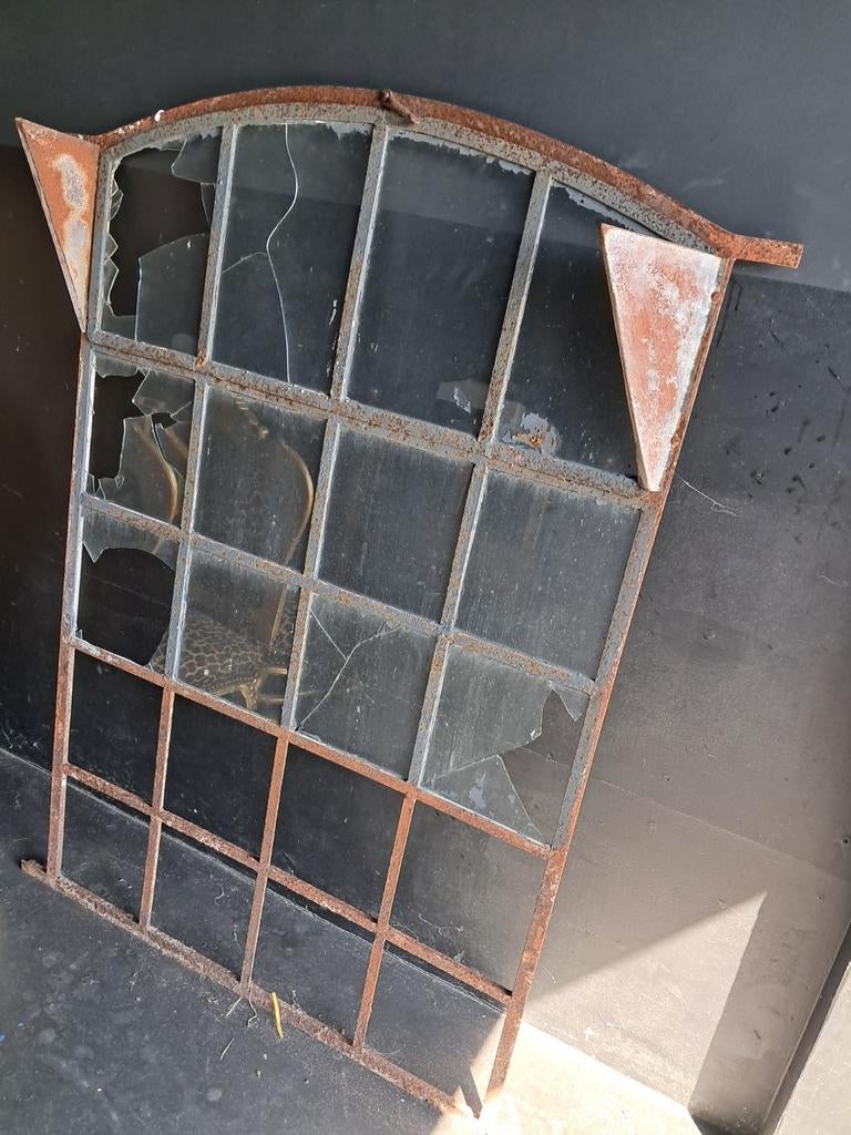 Oud boeren schuurraam - Decoratief met karakter, Ophalen, Gevelraam of Ruit, Gebruikt, 80 tot 120 cm