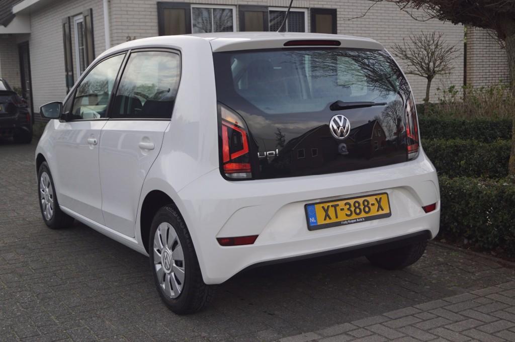 Volkswagen UP 1.0 Bluemotion (60pk) Org. NL! Airco/Licht & Z, Voorwielaandrijving, Gebruikt, Wit, Origineel Nederlands