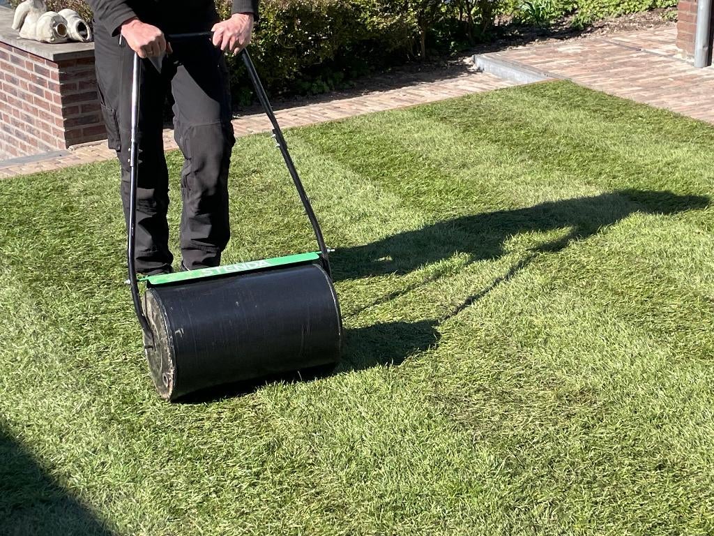 Te huur tuinwals, graswals, grondwals, gazonwals, grasroller, Tuin en Terras, Hand-tuingereedschap, Ophalen, Zo goed als nieuw