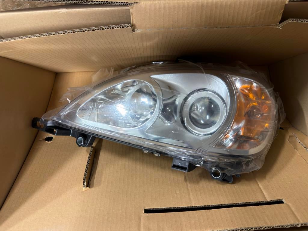 Mercedes w163 ML Koplamp (left side) NEW, Auto-onderdelen, Ophalen of Verzenden, Nieuw, Mercedes-Benz