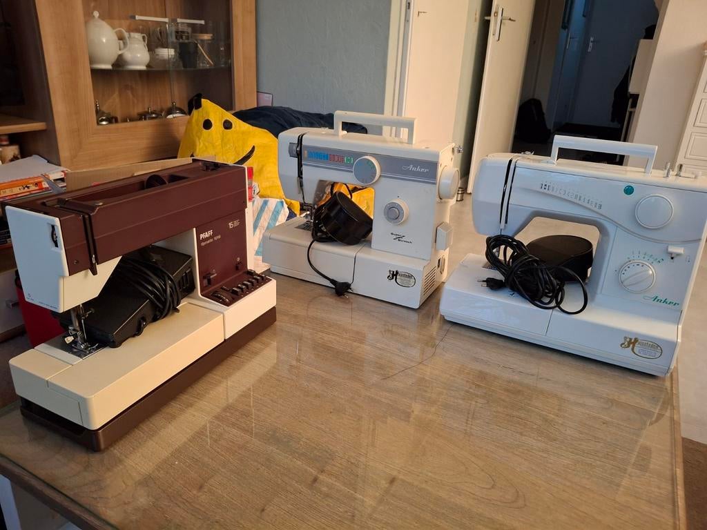 3 naaimachines Te koop, Ophalen