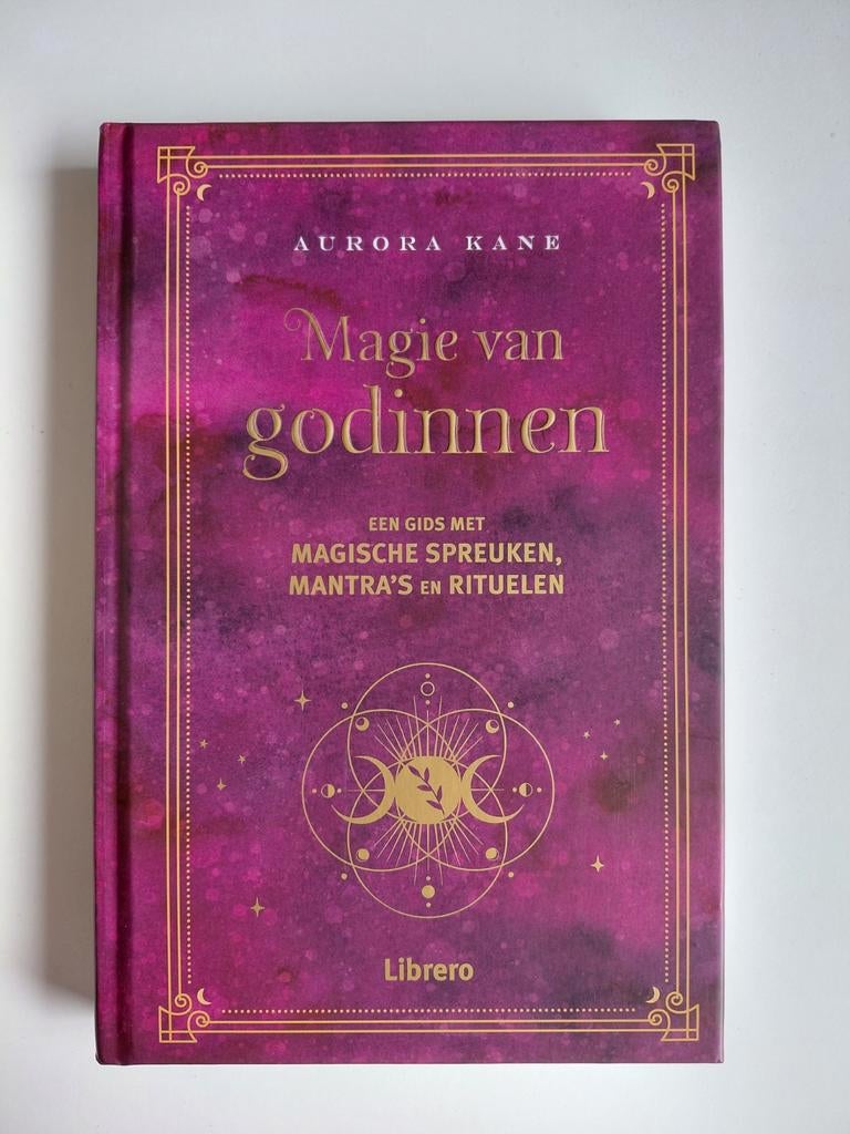 Aurora Kane - Magie van, Astrologie, Overige typen, Ophalen of Verzenden, Zo goed als nieuw