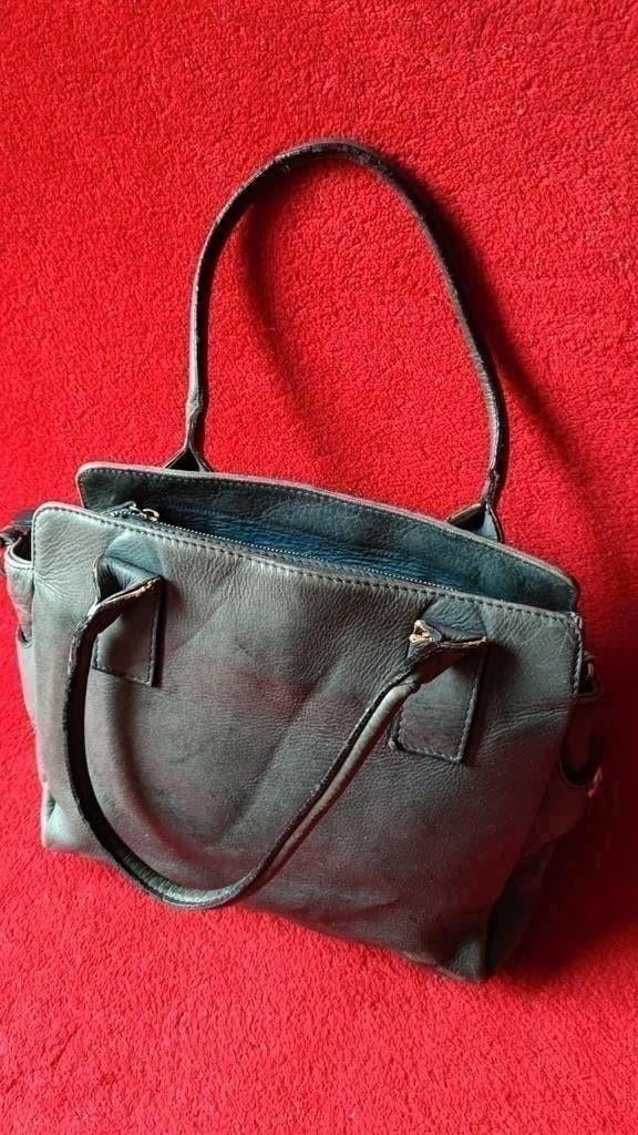 Italiaanse Vera Pelle tas - echt leer - 30x27cm - grijsblauw, Sieraden, Tassen en Uiterlijk, Tassen | Damestassen, Ophalen of Verzenden