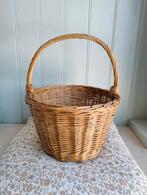 Vintage! Prachtige ovale hengsel mand, Ophalen of Verzenden, Rond, Riet