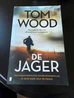 Tom Wood - De jager, Ophalen of Verzenden, Zo goed als nieuw, Tom Wood