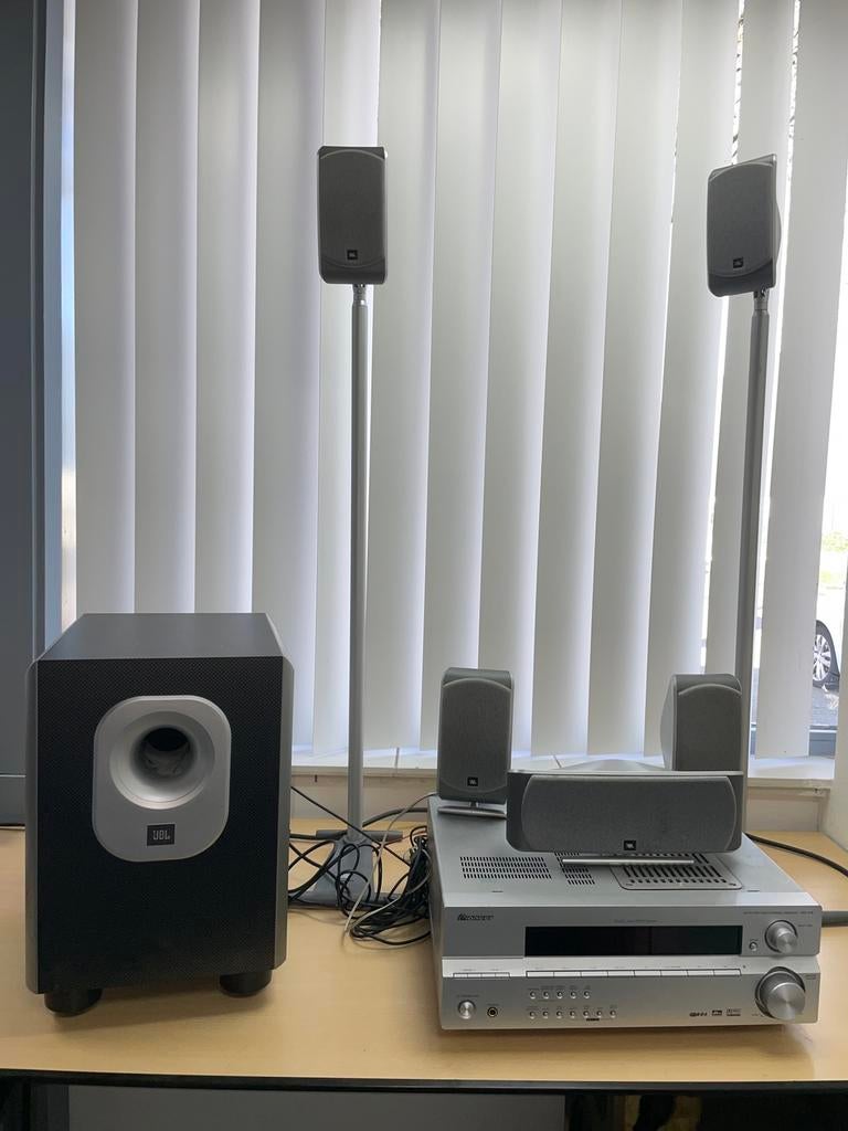 Pioneer 5.1 receiver + JBL subwoofer en surround speaker, Ophalen, 70 watt of meer, Zo goed als nieuw, Pioneer