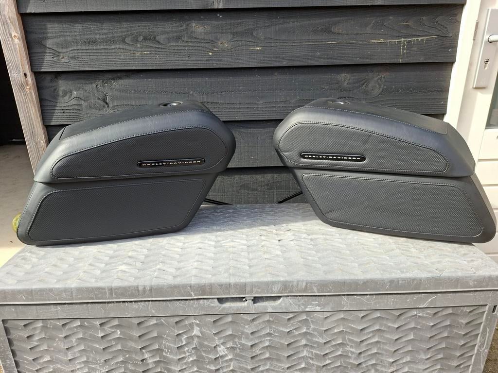 Harley-Davidson Softail Deluxe 2018+ tassenset, Ophalen, Zo goed als nieuw
