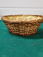 Mand riet met plastic binnen zijde vintage, Huis en Inrichting, Ophalen of Verzenden, 'T Olde Gre-j, Info@toldegrej.nl, Endepoelstraat 20f Didam