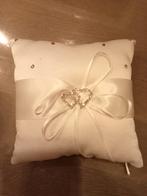Ringkussen voor bruiloft, Ophalen of Verzenden, Zo goed als nieuw, Wit, Accessoires