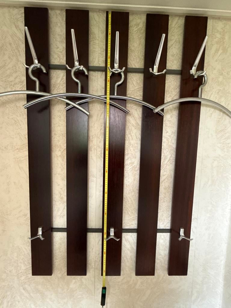 Wandkapstok met 5 haken en roede, donkerbruin hout, Gebruikt, 100 tot 150 cm, Hout, Ophalen
