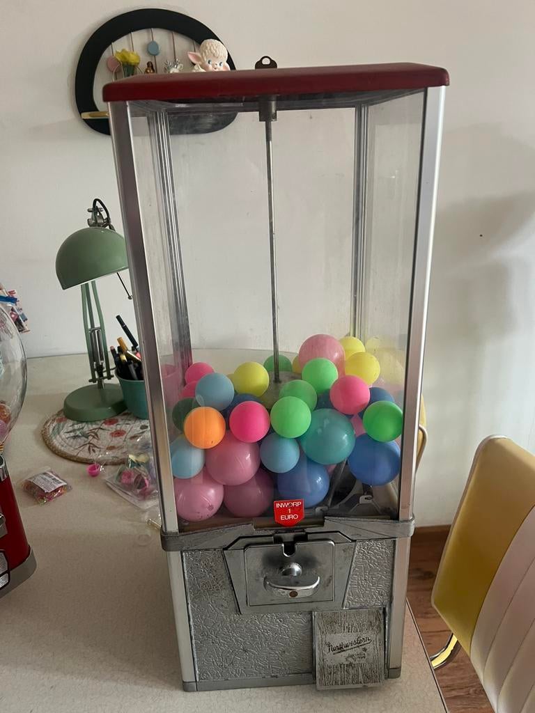 Vintage werkende kauwgomballen automaat, Verzamelen, Automaten | Overige, Ophalen of Verzenden, Zo goed als nieuw