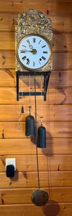 Zeer gave comtoise klok met spillegang en wekker., Ophalen of Verzenden