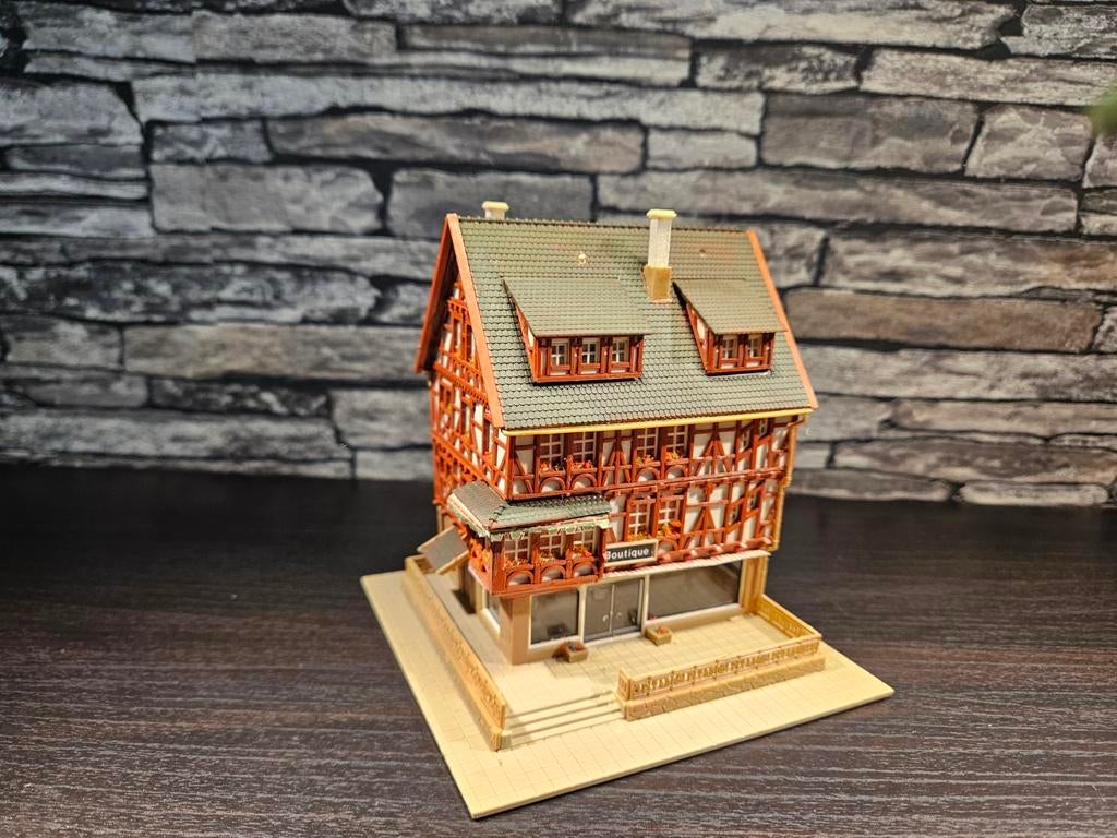 Vakwerkhuis Boetiek N spoor modeltrein 1:160, Overige merken, Gebruikt, Gelijkstroom of Wisselstroom, Brug, Tunnel of Gebouw