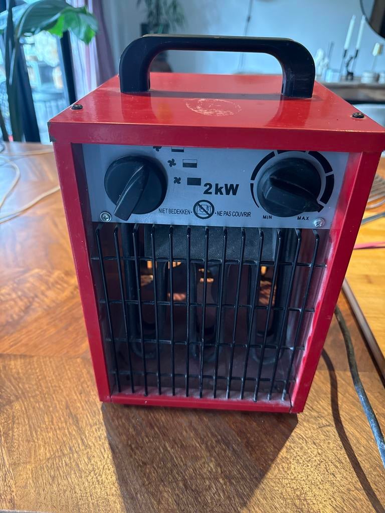 Werkplaats kachel 2 KW, Ophalen, Gebruikt, 800 watt of meer, Kachel
