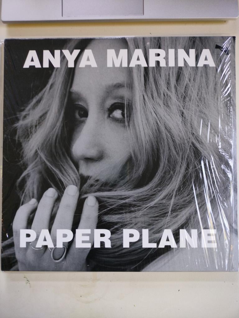 Indie rock ANYA MARINA : PAPER PLANE, Cd's en Dvd's, Vinyl | Rock, Singer-songwriter, 2010 - 2019, Ophalen of Verzenden, Zo goed als nieuw