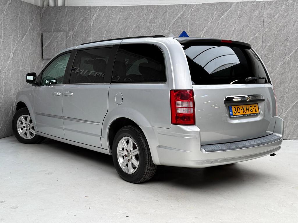 Chrysler Grand Voyager 3.8 V6 LX 7 Pers / NAP / 1e Eigenaar, Auto's, Chrysler, Gebruikt, Zwart, Grand Voyager, 7 stoelen