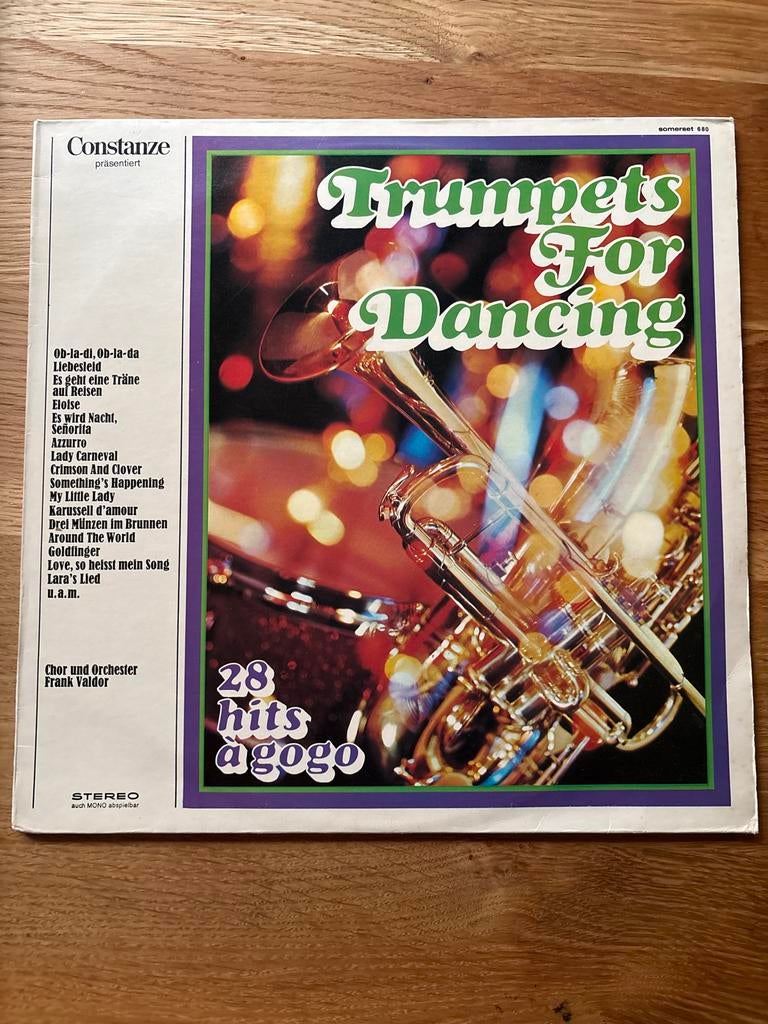 Trumpets For Dancing - 28 Hits à gogo LP, Ophalen of Verzenden, Gebruikt, 12 inch